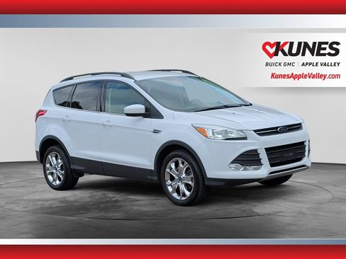 Used 2015 Ford Escape SE w/ Equipment Group 201A AWD/4WD image 1
