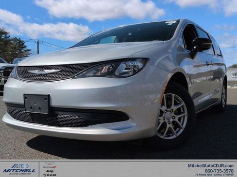 New 2026 Chrysler Voyager LX image 1