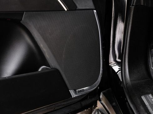 Used 2021 Cadillac Escalade ESV Premium Luxury image 49