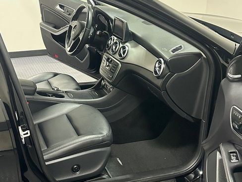 Used 2015 Mercedes-Benz GLA 250 4MATIC image 11