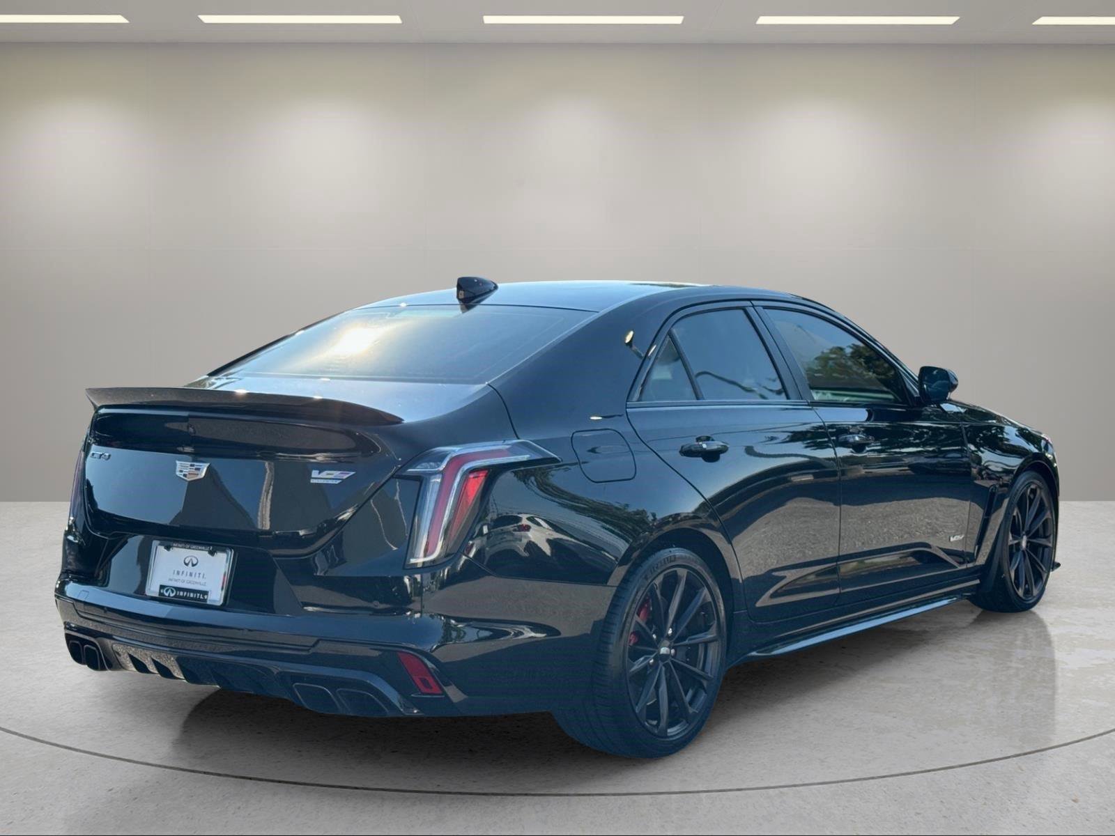 Used 2023 Cadillac CT4 V Blackwing w/ Driver Assist Package RWD image 5