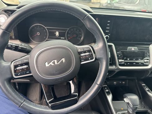Certified 2023 Kia Sorento X-Line EX image 10