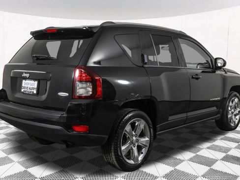 Used 2014 Jeep Compass Latitude image 14