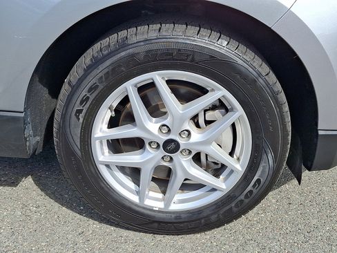 Used 2024 Ford Edge SEL AWD/4WD image 9
