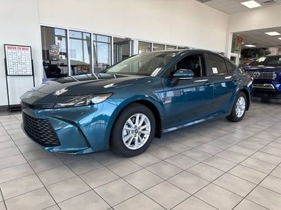 New 2025 Toyota Camry LE