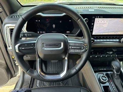 Used 2023 GMC Canyon Denali AWD/4WD image 26