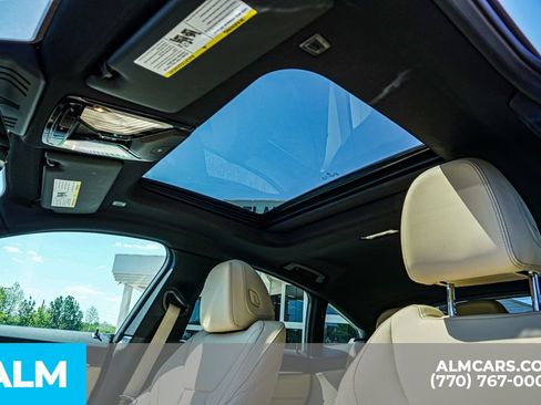 Used 2022 BMW i4 eDrive40 image 24