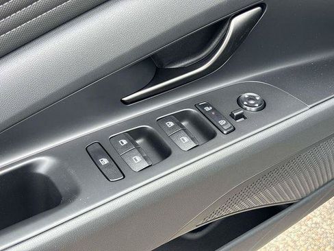 New 2026 Hyundai Elantra SEL Sport Premium FWD image 10