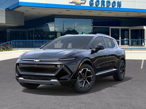 New 2025 Chevrolet Equinox EV LT image 6