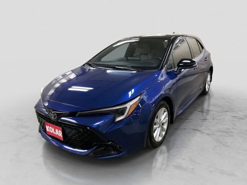 Certified 2023 Toyota Corolla SE w/ SE Premium Package FWD image 1