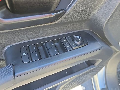 Certified 2024 Toyota Tacoma SR5 image 18