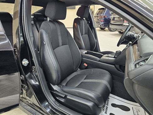 Used 2020 Honda Civic Sport image 17