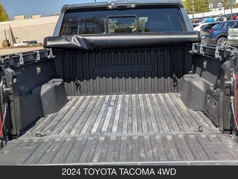 Used 2024 Toyota Tacoma TRD Sport w/ TRD Sport Premium Package AWD/4WD image 10
