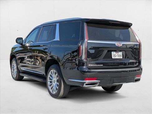 Used 2023 Cadillac Escalade Premium Luxury w/ Performance Package image 7