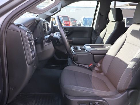 Used 2022 Chevrolet Silverado 1500 LT image 11