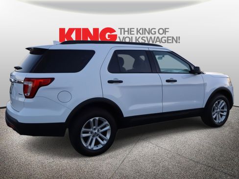 Used 2017 Ford Explorer 4WD image 3