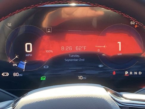 New 2025 Chevrolet Equinox EV RS w/ Convenience Package II image 16