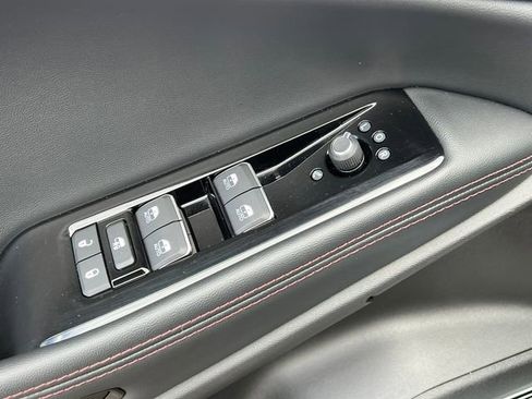 Used 2024 Jeep Wagoneer Launch Edition image 18