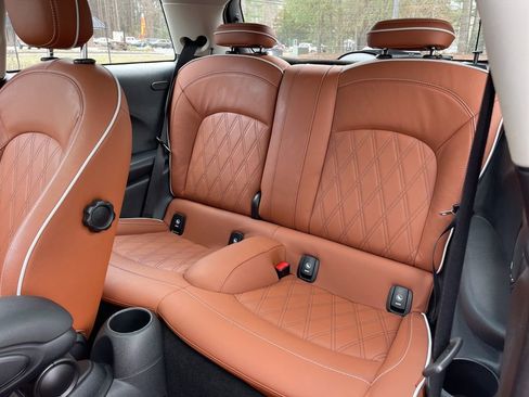 Used 2023 MINI Cooper S w/ Signature Upholstery Package image 22