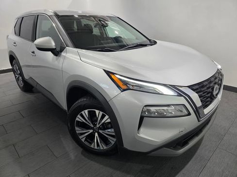 Used 2023 Nissan Rogue SV AWD/4WD image 7