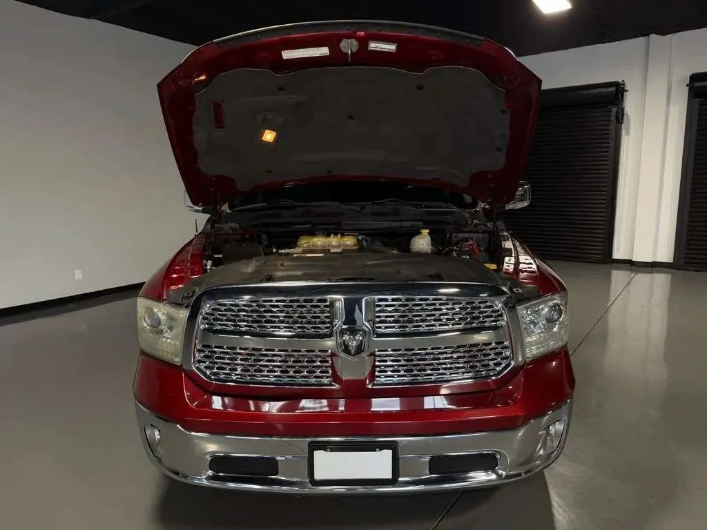Used 2014 RAM 1500 Laramie RWD image 13