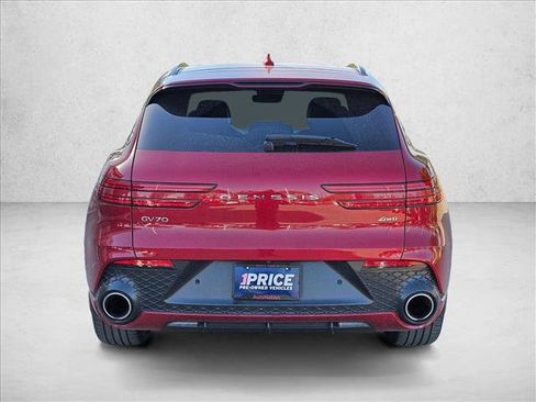 Used 2023 Genesis GV70 2.5T w/ Sport Prestige Package image 7
