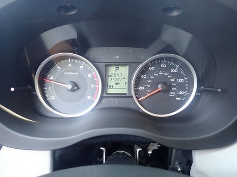 Used 2017 Subaru Forester 2.5i Premium w/ Protection Package #1 AWD/4WD image 4