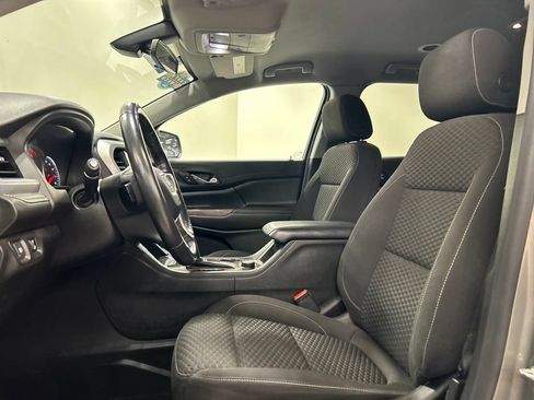 Used 2019 GMC Acadia SLE w/ Driver Alert Package I AWD/4WD image 11
