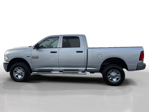 Used 2018 RAM 2500 Tradesman w/ Chrome Appearance Group image 2