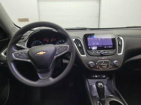 Used 2019 Chevrolet Malibu LS FWD image 22