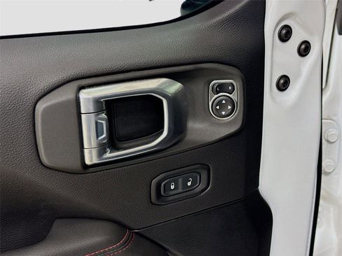 Used 2023 Jeep Gladiator Rubicon w/ LED Lighting Group image 18