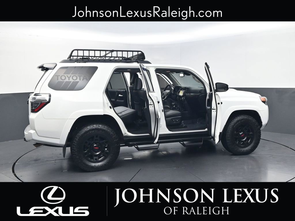 Used 2021 Toyota 4Runner Venture w/ Moonroof Package AWD/4WD image 31