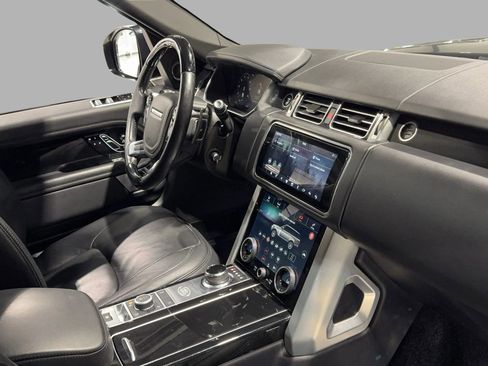 Used 2020 Land Rover Range Rover HSE image 31