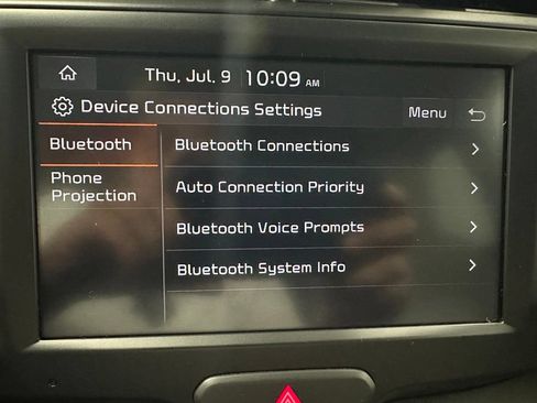Used 2023 Kia Soul LX w/ LX Technology Package FWD image 30