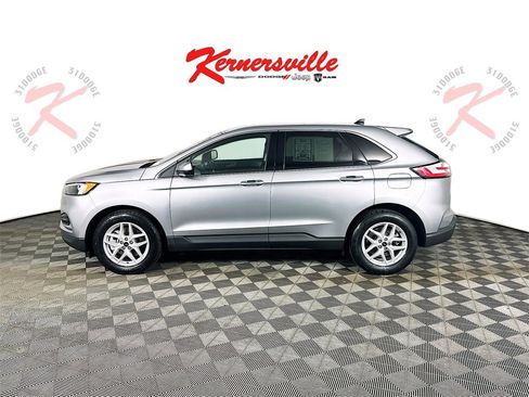 Used 2024 Ford Edge SEL image 4