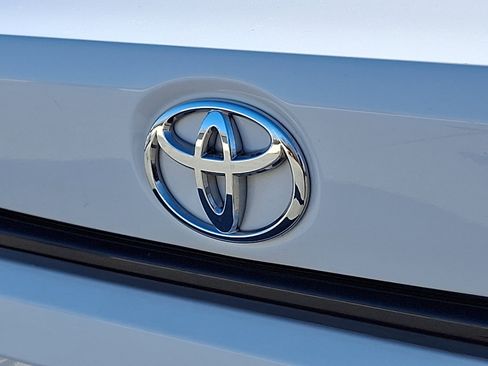 Used 2023 Toyota Corolla LE image 30