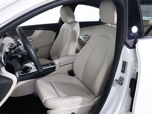 Certified 2025 Mercedes-Benz CLA 250 4MATIC image 31