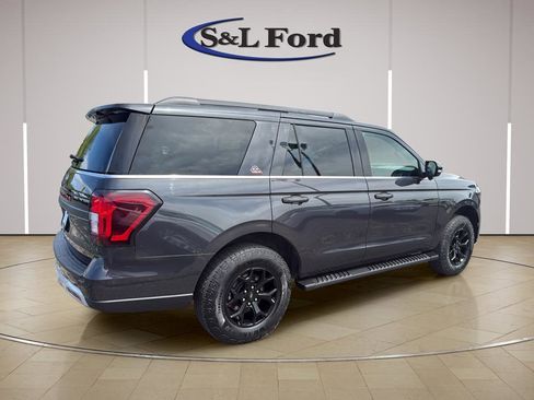 Certified 2024 Ford Expedition Timberline AWD/4WD image 10