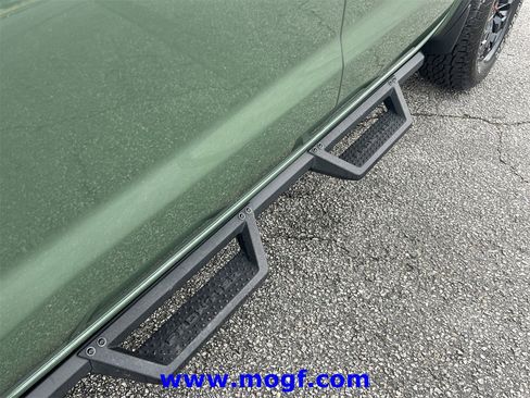 Used 2022 Nissan Frontier PRO-4X w/ Off-Road Protection Package image 32