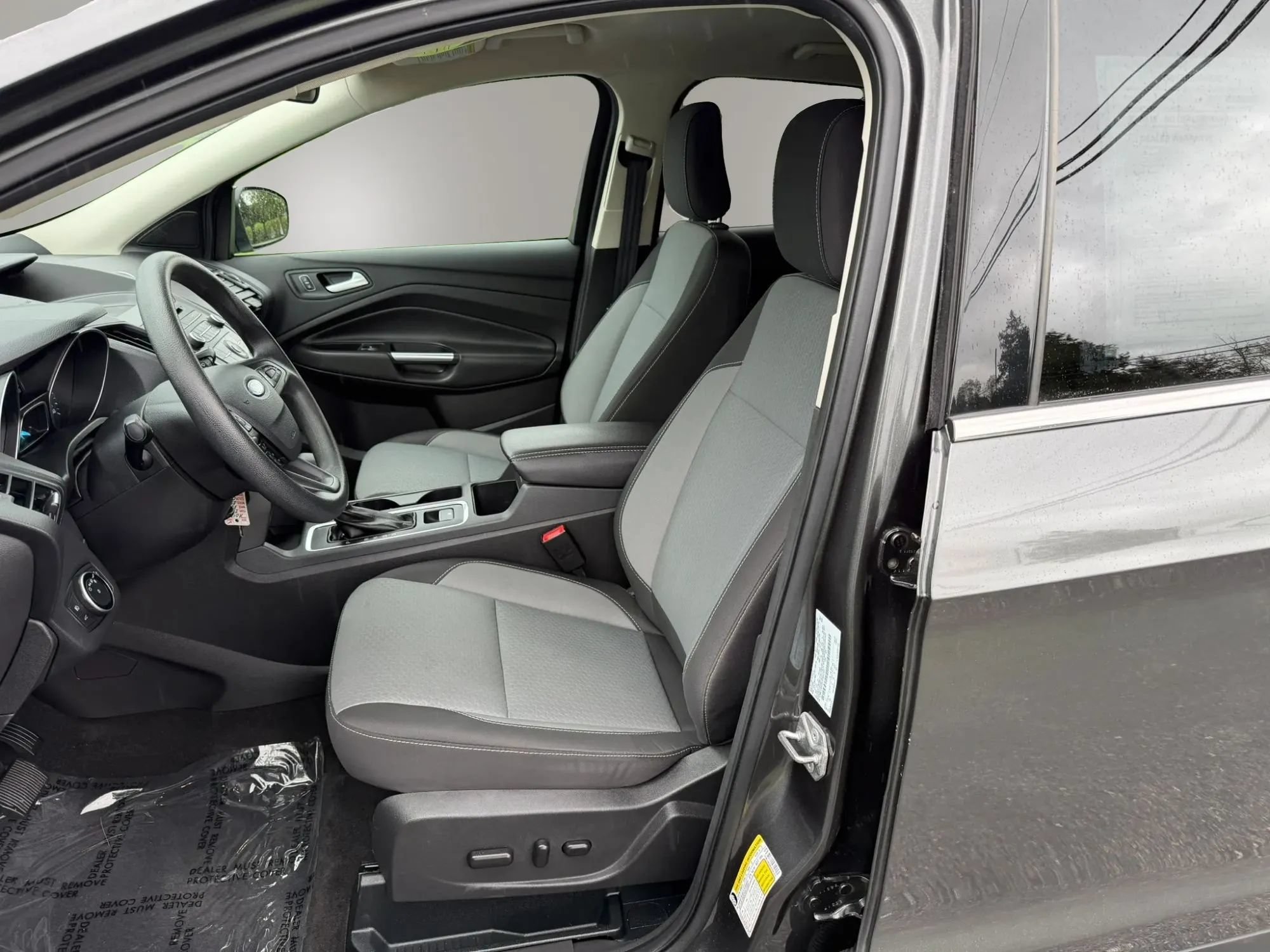 Used 2018 Ford Escape SE AWD/4WD image 2