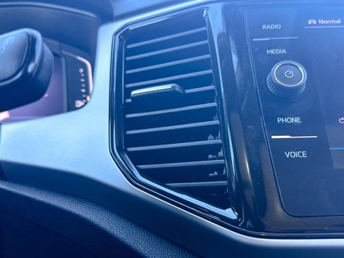 Used 2023 Volkswagen Atlas SEL image 29