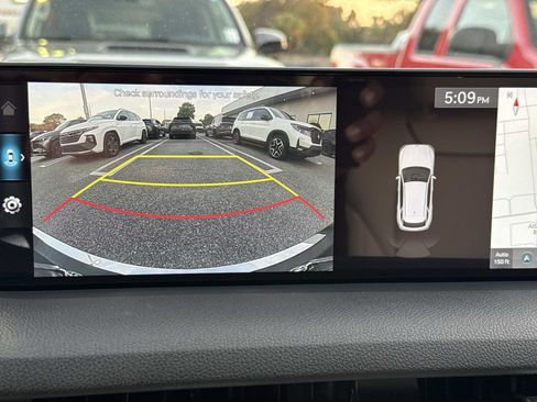 Used 2025 Genesis GV70 2.5T w/ Select Package image 26