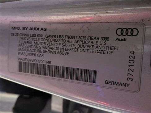 Used 2024 Audi e-tron GT Premium Plus image 13