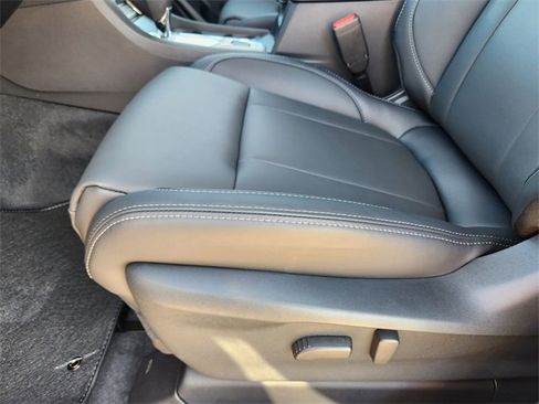 New 2026 Subaru Ascent Premium image 18