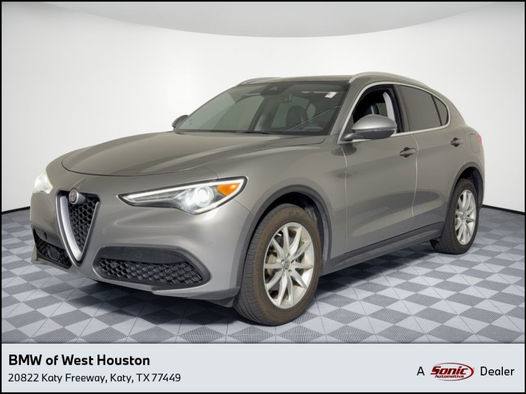 Used 2018 Alfa Romeo Stelvio Ti AWD/4WD image 1