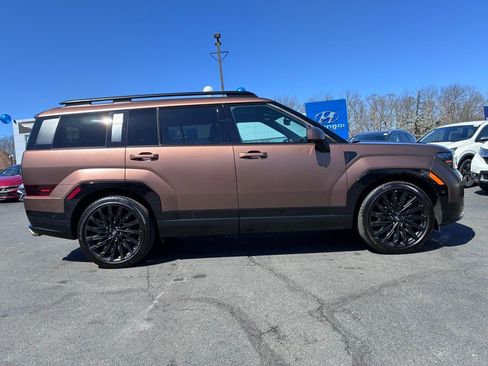 Used 2024 Hyundai Santa Fe Calligraphy image 8