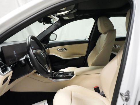 Used 2023 BMW 330i xDrive Sedan w/ Premium Package image 2