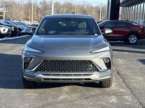 New 2026 Buick Envista Avenir image 12