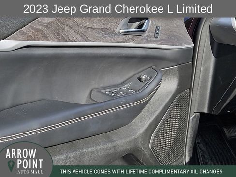 Used 2023 Jeep Grand Cherokee L Limited w/ Trailer Tow Group (B) image 21