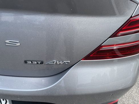 Used 2022 Genesis G70 3.3T w/ Sport Prestige Package AWD/4WD image 15